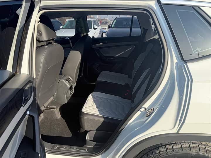 Фото 8 - Volkswagen Tayron