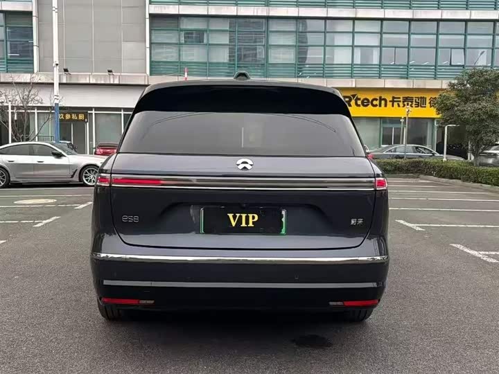 Фото 8 - Nio ES8