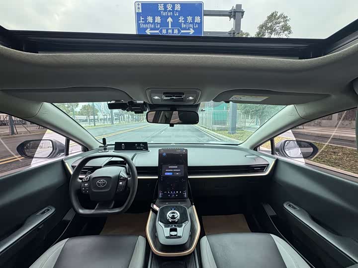 Фото 6 - Toyota bZ3