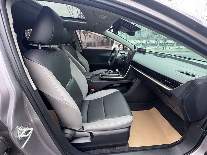 Фото 8 - Toyota bZ3