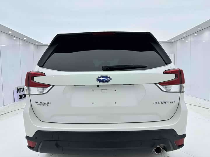 Фото 5 - Subaru Forester