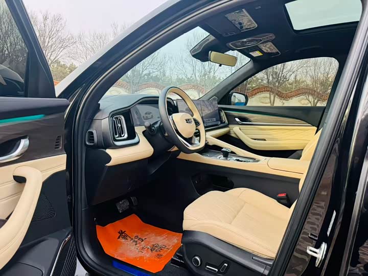 Photo 5 - Geely Monjaro