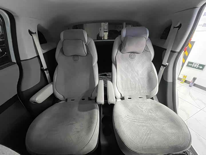 Фото 7 - BAIC Arcfox Kaola