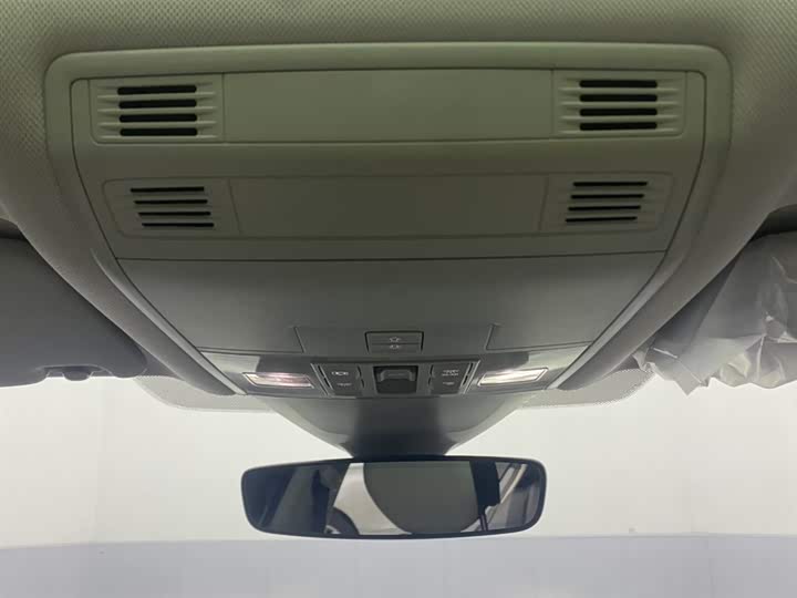 Фото 9 - Volkswagen Magotan