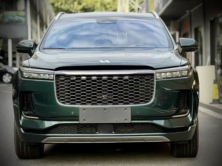 Фото 2 - LiXiang One