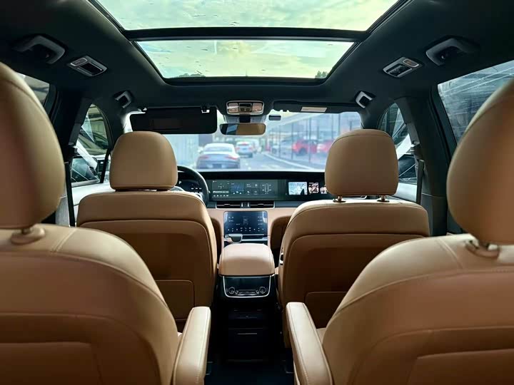 Фото 6 - LiXiang One