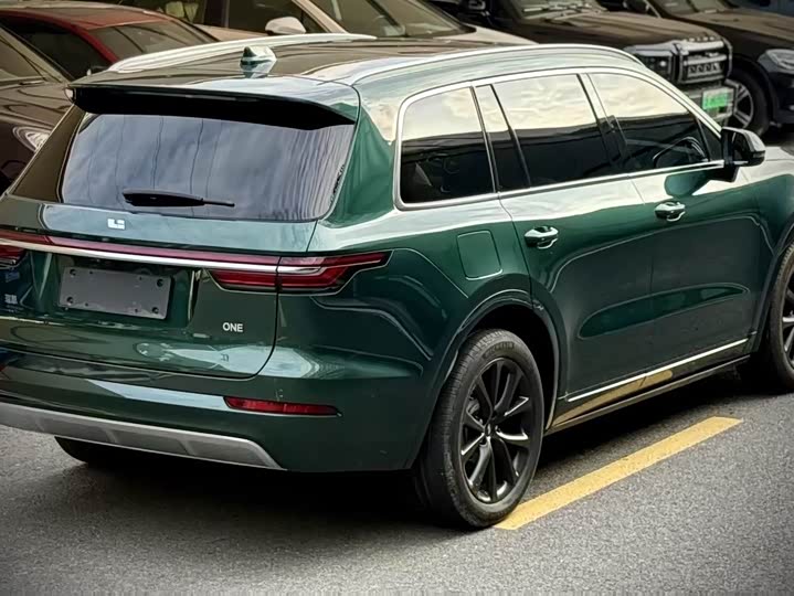 Фото 9 - LiXiang One