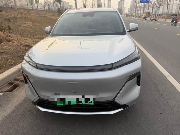 Фото 2 - Geely Galaxy Starship 7