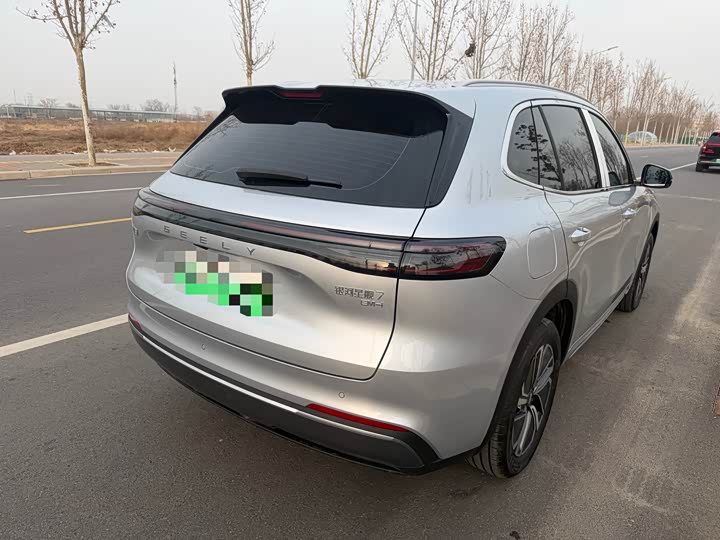 Фото 6 - Geely Galaxy Starship 7
