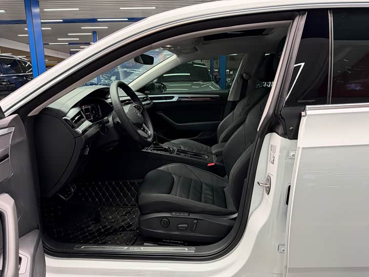 Фото 6 - Volkswagen CC