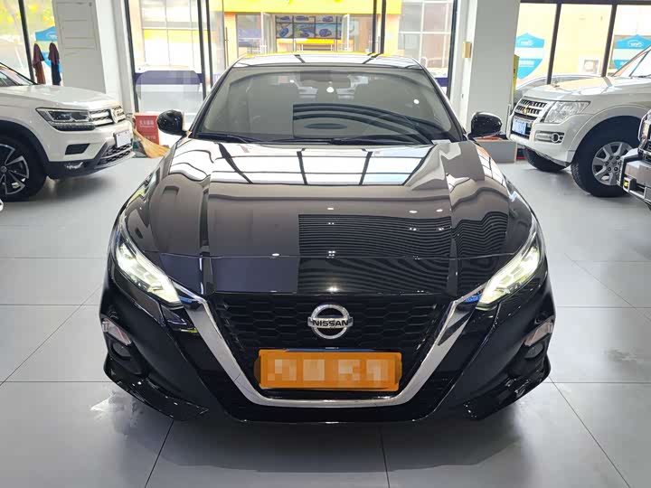 Фото 2 - Nissan Teana