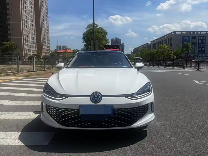 Фото 2 - Volkswagen Lamando L