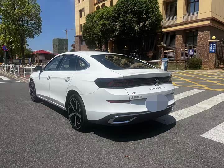 Фото 9 - Volkswagen Lamando L