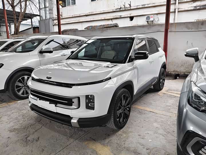 Фото 1 - Geely Icon