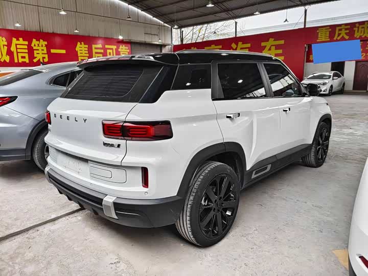 Фото 9 - Geely Icon