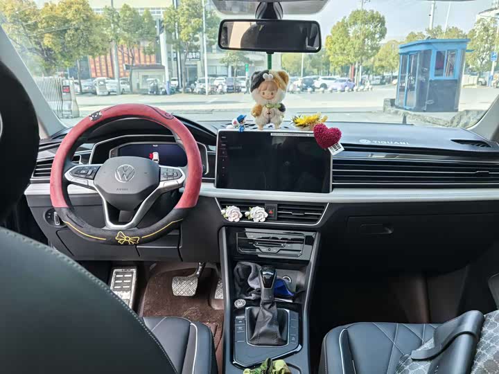 Фото 7 - Volkswagen Tiguan L Pro