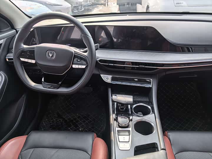 Фото 5 - Changan Eado Plus