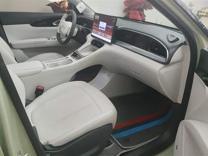 Фото 8 - Geely Galaxy Geome