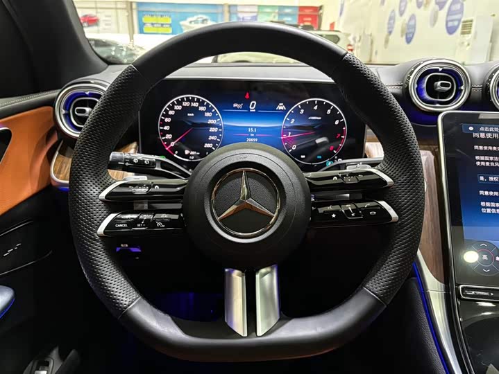 Фото 9 - Mercedes-Benz GLC-Class