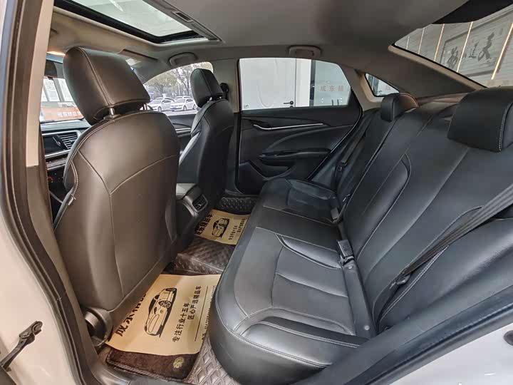 Фото 9 - Buick Excelle GT