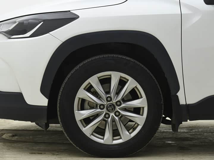 Фото 6 - Toyota Corolla Cross