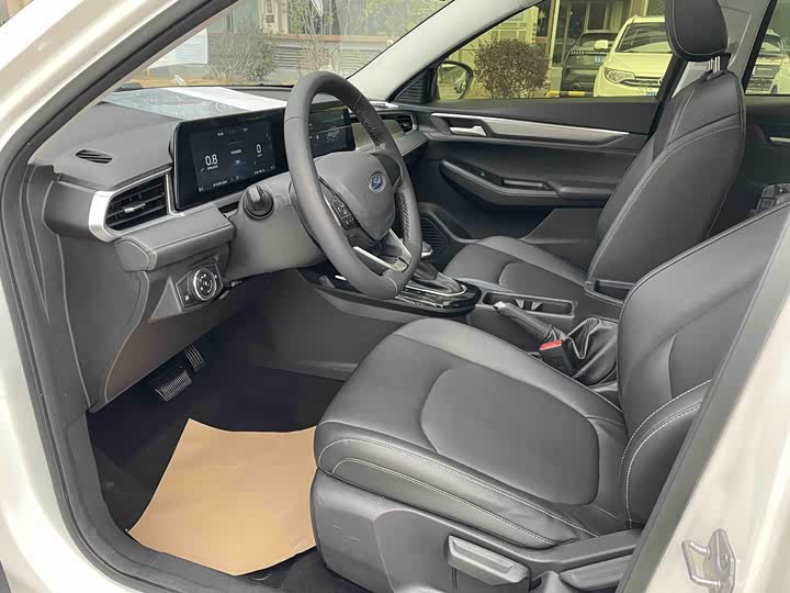 Фото 4 - Ford Escort