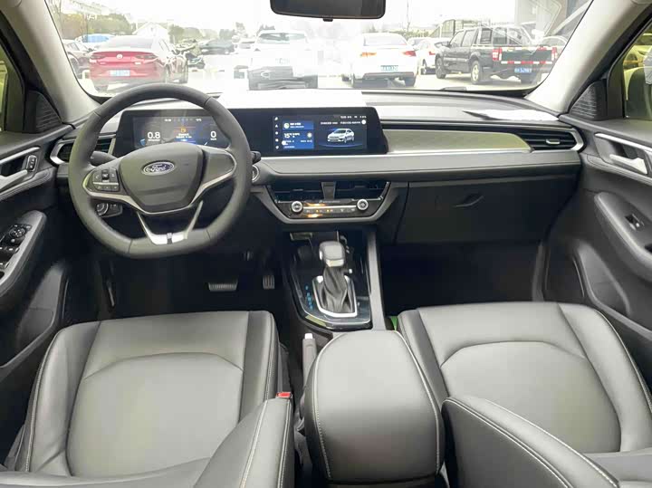 Фото 9 - Ford Escort