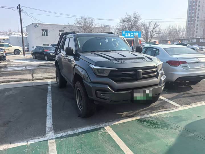 Фото 1 - Tank 400 Hybrid