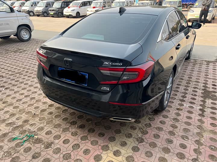 Фото 5 - Honda Accord