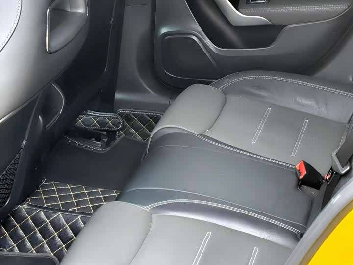 Фото 6 - Mercedes-Benz A-Class AMG