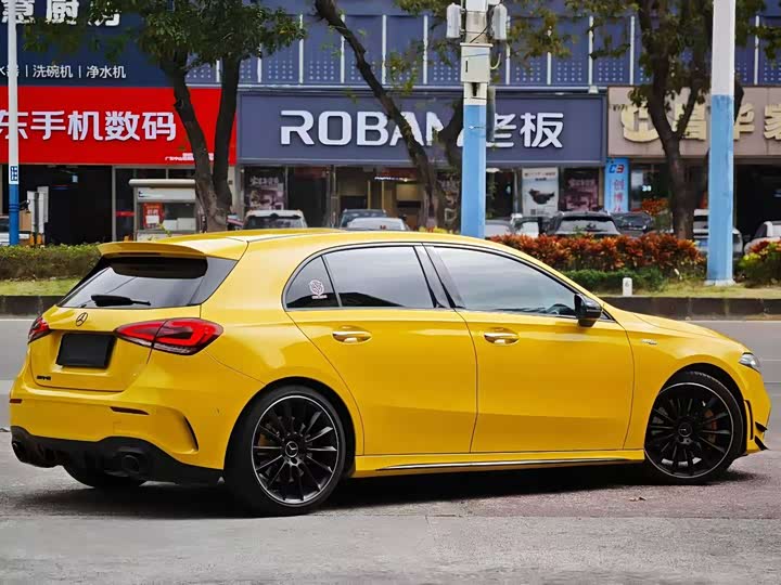 Фото 9 - Mercedes-Benz A-Class AMG