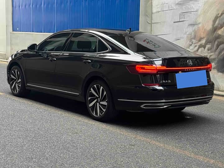 Фото 5 - Volkswagen Passat