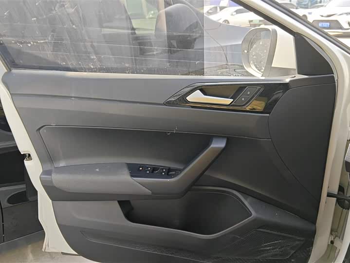 Фото 7 - Volkswagen Lavida