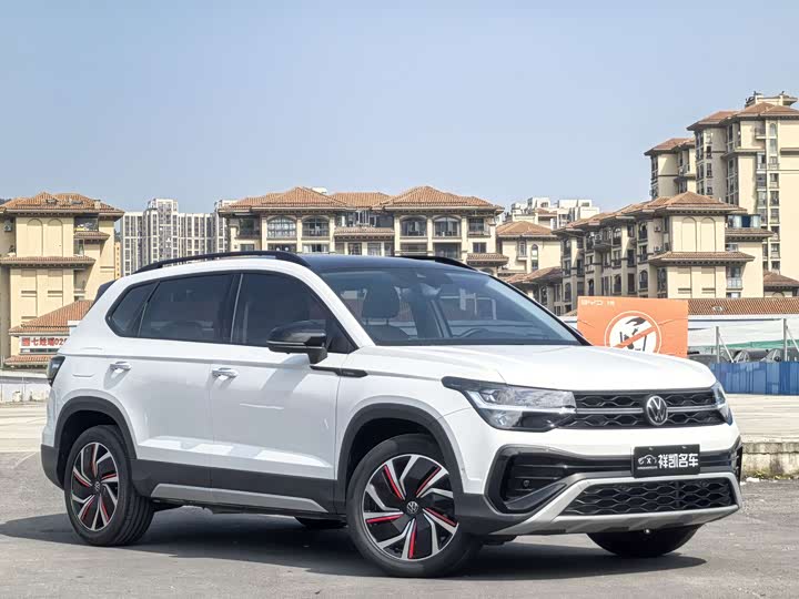 Фото 3 - Volkswagen Tharu