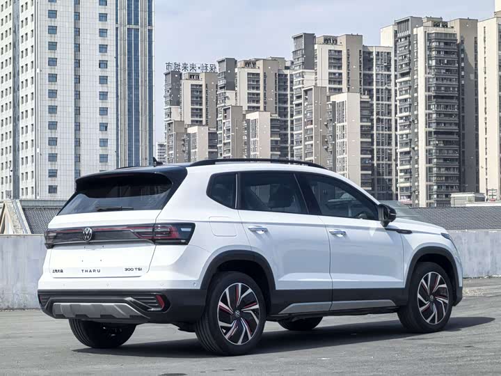 Фото 9 - Volkswagen Tharu