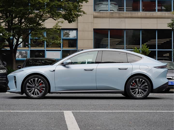 Фото 4 - Nio ET5