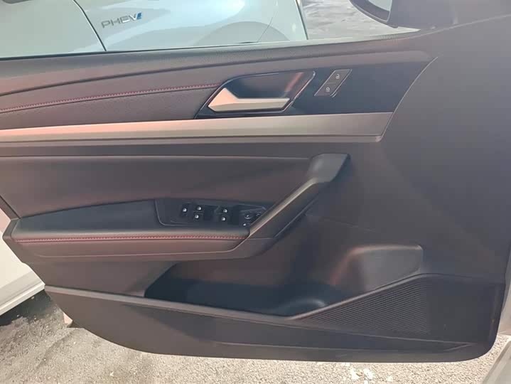 Фото 7 - Volkswagen Lavida