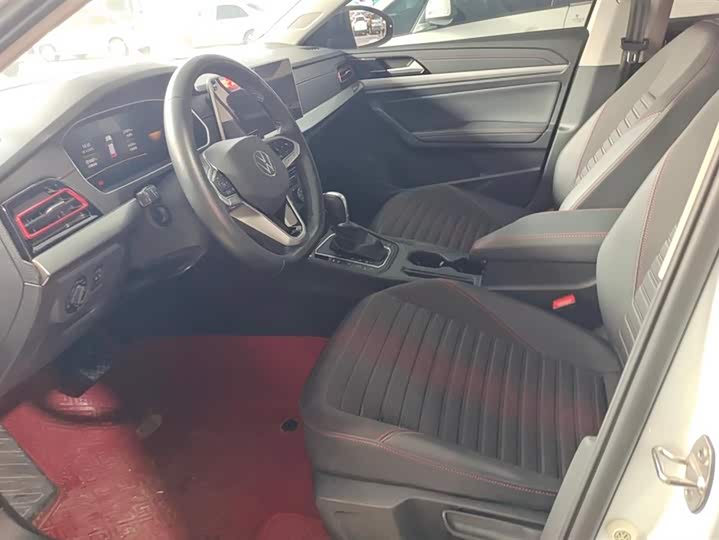 Фото 9 - Volkswagen Lavida