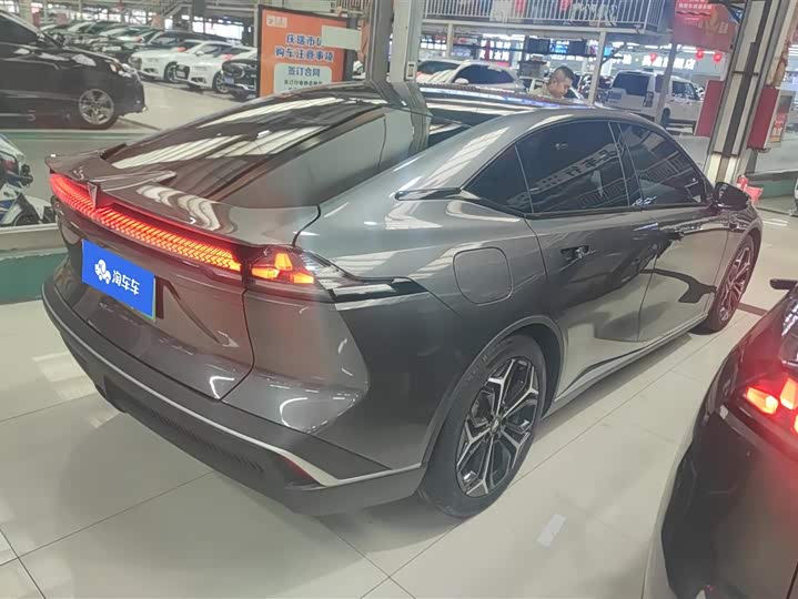 Фото 3 - Changan Deepal SL03