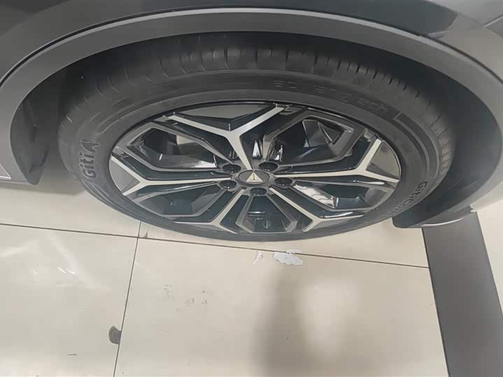 Фото 6 - Changan Deepal SL03