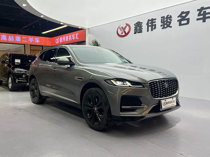 Фото 4 - Jaguar F-Pace