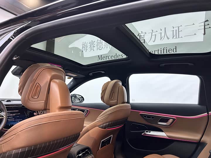 Фото 9 - Mercedes-Benz E-Class Hybrid