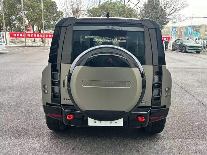 Фото 5 - Land Rover Defender