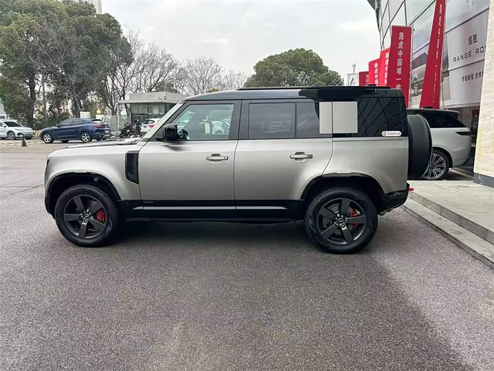 Фото 7 - Land Rover Defender