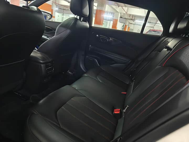 Фото 6 - GAC Trumpchi Empow R