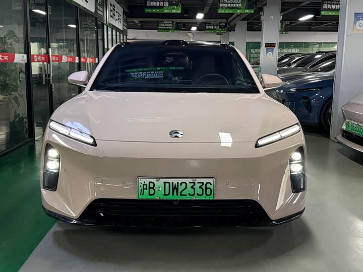 Фото 2 - Nio ET5T