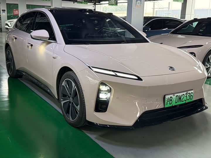 Фото 3 - Nio ET5T