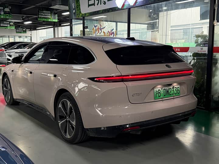 Фото 8 - Nio ET5T