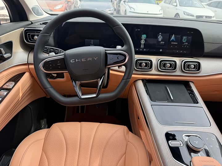 Фото 8 - Chery Tiggo 9