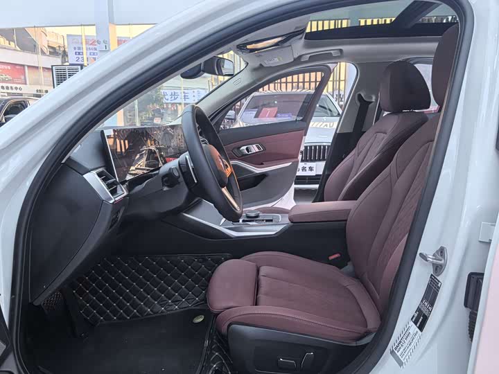 Фото 4 - BMW 3 Series